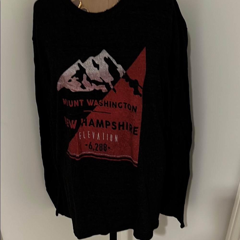 DuckCo Black and Red Graphic Long Sleeve Shirt